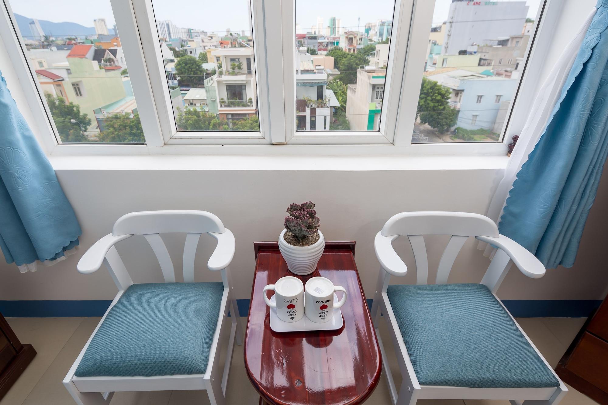 Cali Night Hotel Da Nang Bagian luar foto