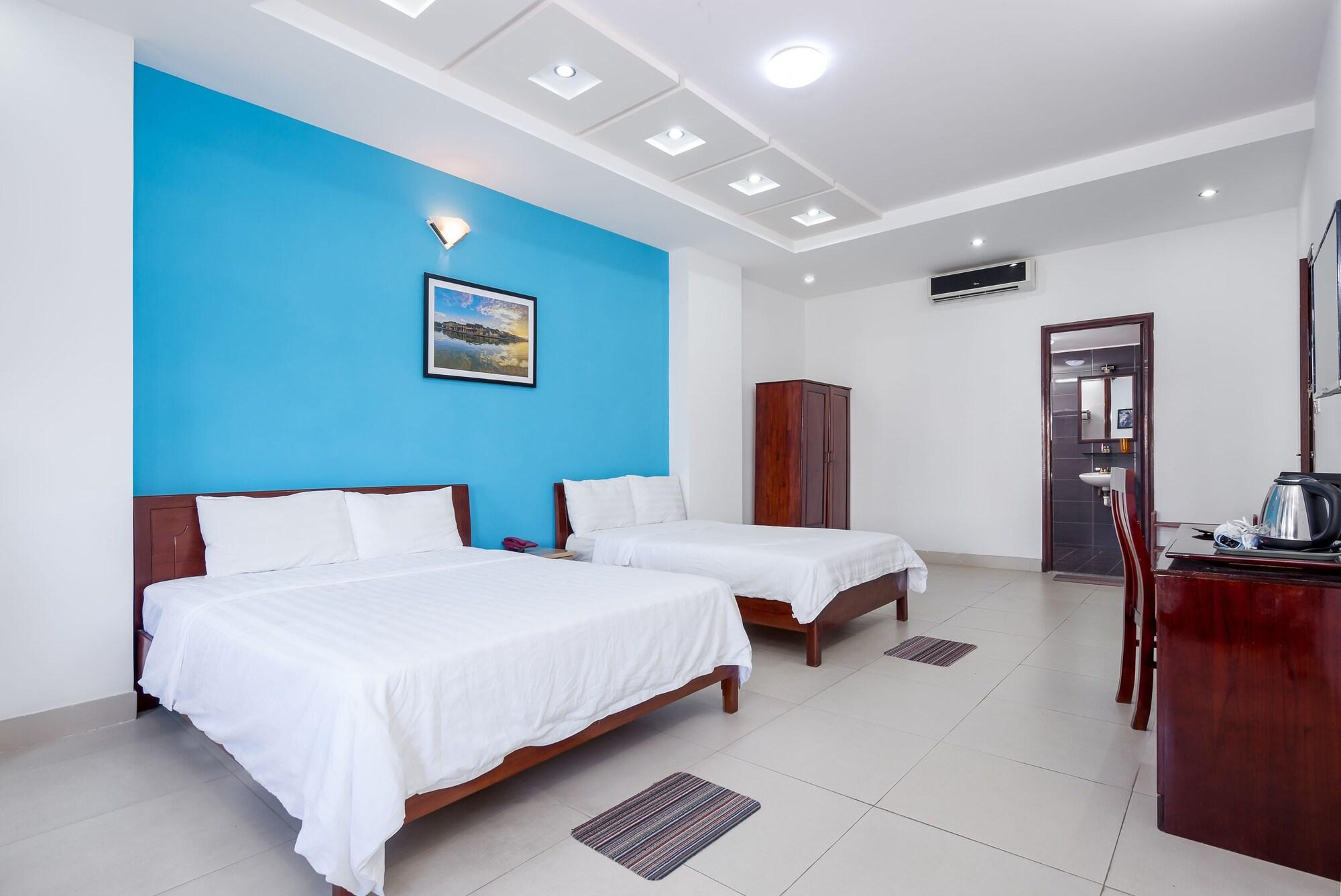 Cali Night Hotel Da Nang Bagian luar foto